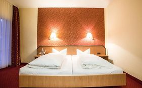 Waldsee Hotel am Wirchensee